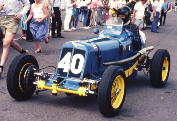 Old racing car